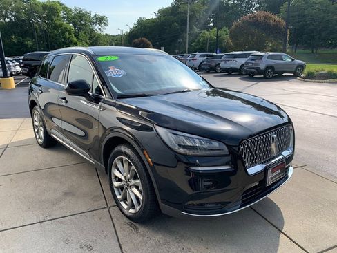 Used 2022 Lincoln Corsair AWD w/ Premium Package image 9