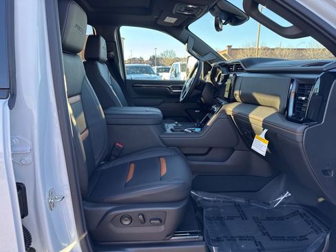 New 2026 GMC Sierra 3500 AT4 w/ AT4 Premium Plus Package image 33