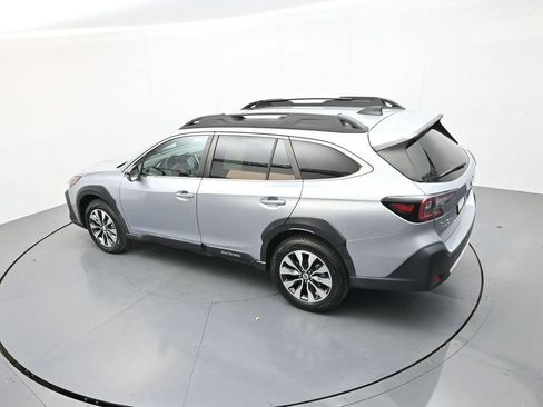 Used 2024 Subaru Outback Limited AWD/4WD image 29