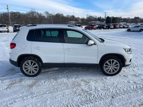 Used 2013 Volkswagen Tiguan SE image 5
