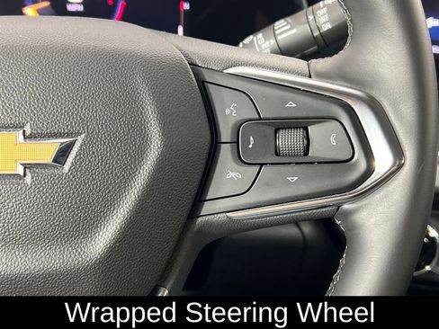 Used 2025 Chevrolet Trax LT w/ LT Convenience Package image 10