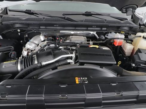 Used 2021 GMC Sierra 2500 SLE w/ SLE Value Package; image 15