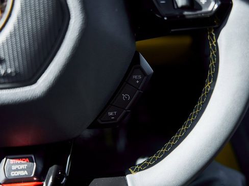 Used 2023 Lamborghini Huracan Tecnica image 59