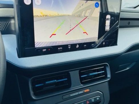 New 2026 Ford Maverick XLT w/ Equipment Group 301A image 9