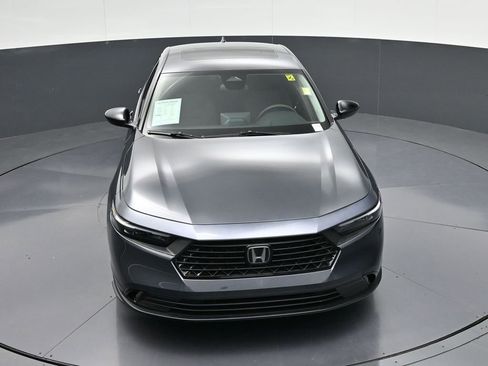 Used 2025 Honda Accord SE image 29
