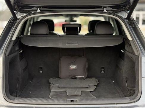 Used 2018 Audi Q5 2.0T Premium image 50