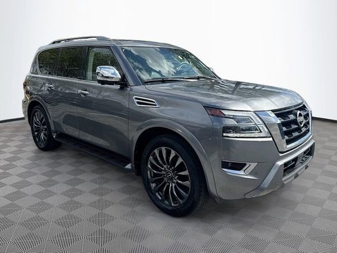 Used 2023 Nissan Armada Platinum w/ Captain's Chairs Package RWD image 4