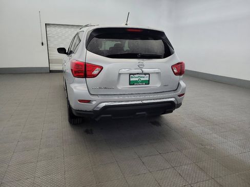 Used 2017 Nissan Pathfinder S AWD/4WD image 6