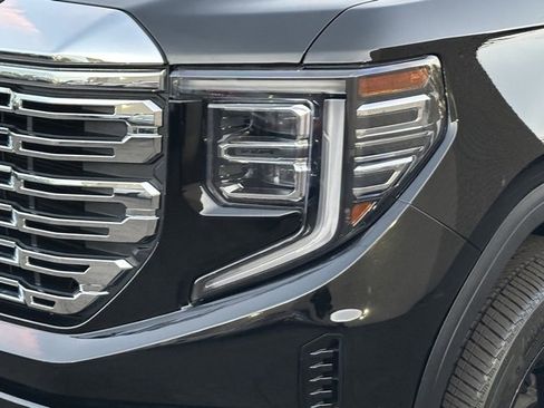 Used 2023 GMC Sierra 1500 Denali image 10