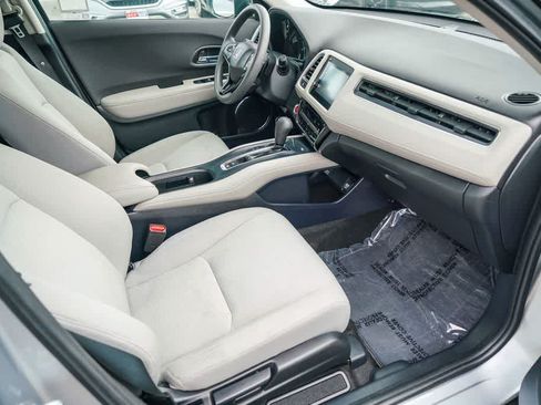 Used 2022 Honda HR-V EX image 12