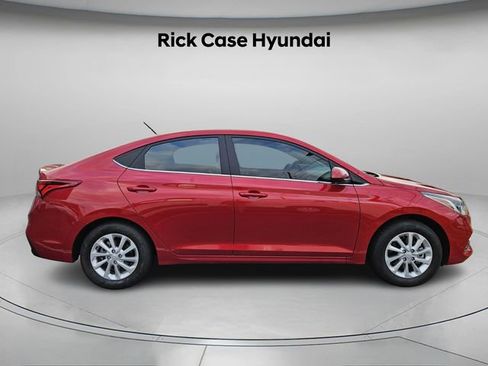 Certified 2022 Hyundai Accent SEL image 5