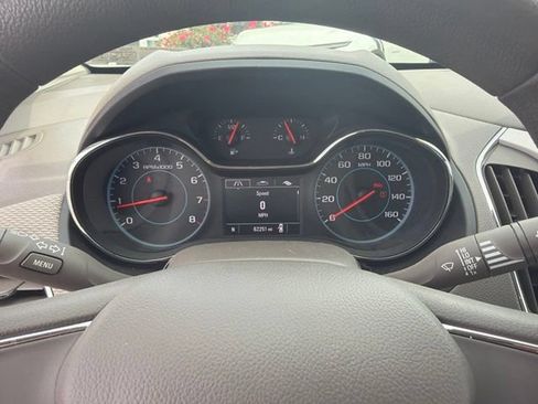 Used 2017 Chevrolet Cruze LS FWD image 15