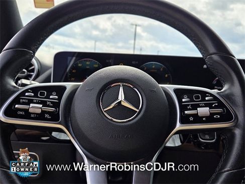 Used 2021 Mercedes-Benz GLA 250 image 24