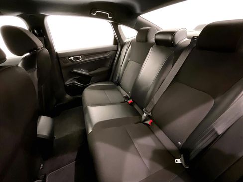 Used 2023 Honda Civic Sport image 15