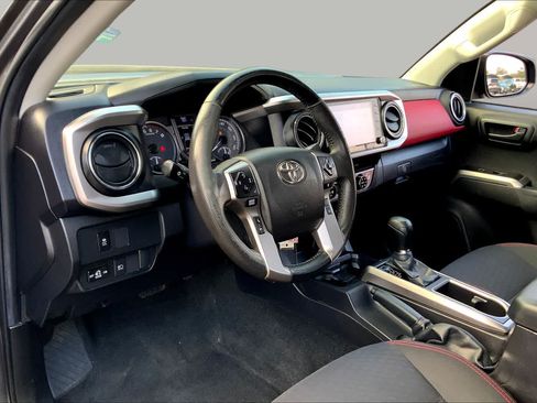 Used 2023 Toyota Tacoma SR5 RWD image 17