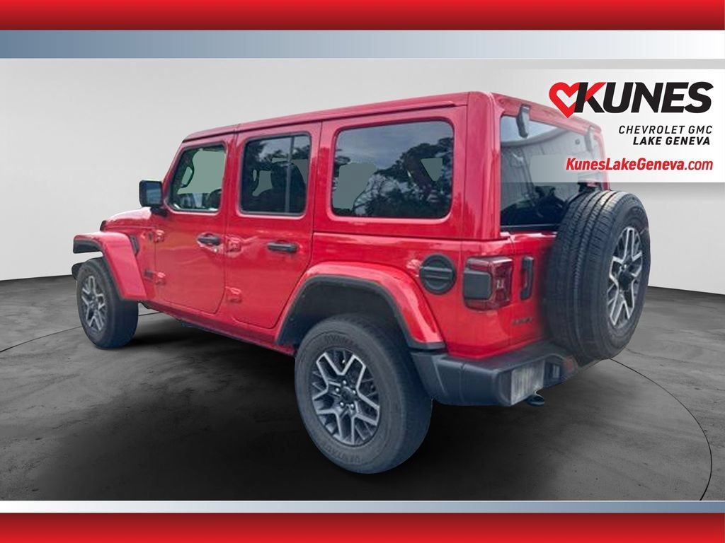 Used 2025 Jeep Wrangler Unlimited Sahara AWD/4WD image 10