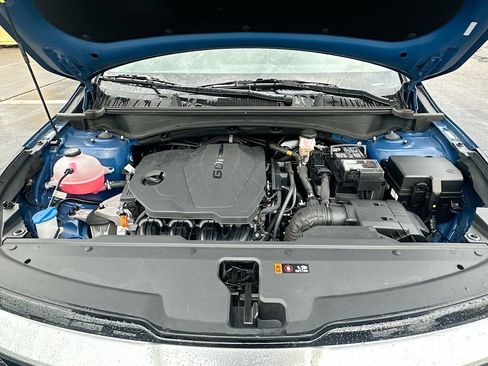 Certified 2025 Kia Sportage SX image 31