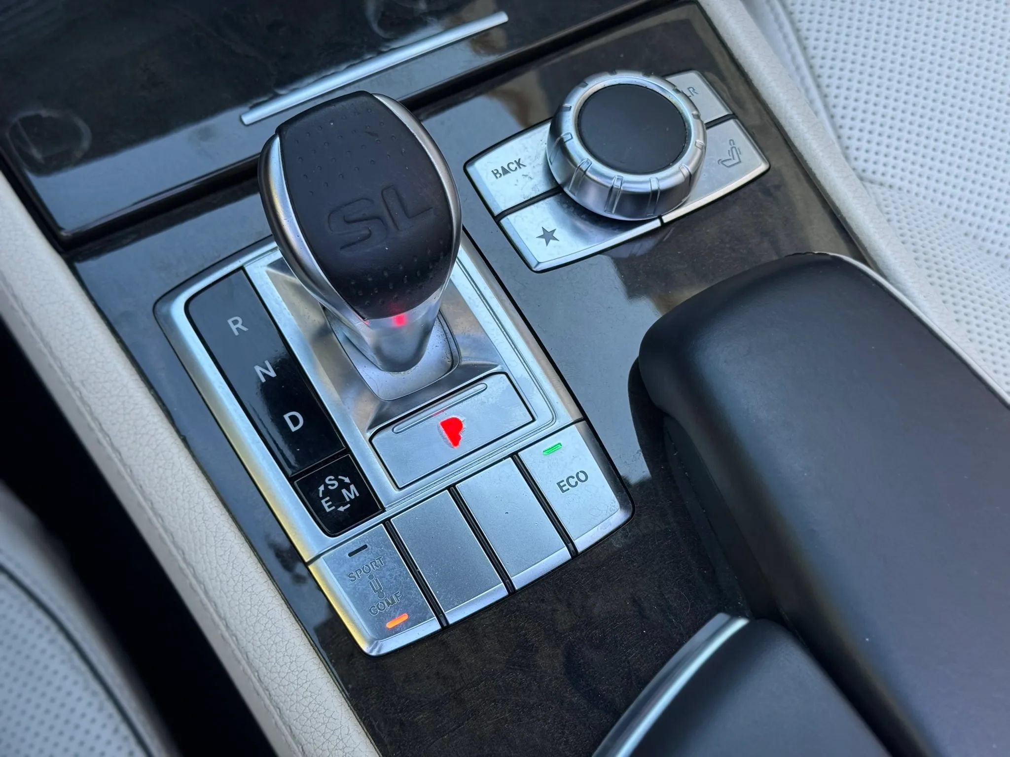 Used 2014 Mercedes-Benz SL 550 w/ Sport Wheel Package image 35