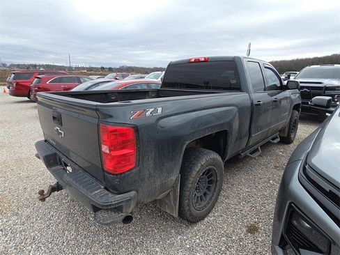Used 2018 Chevrolet Silverado 1500 LT w/ All Star Edition image 7