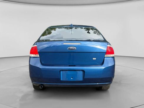 Used 2009 Ford Focus SE FWD image 4