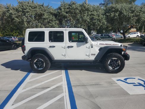 Used 2019 Jeep Wrangler Unlimited Rubicon image 11