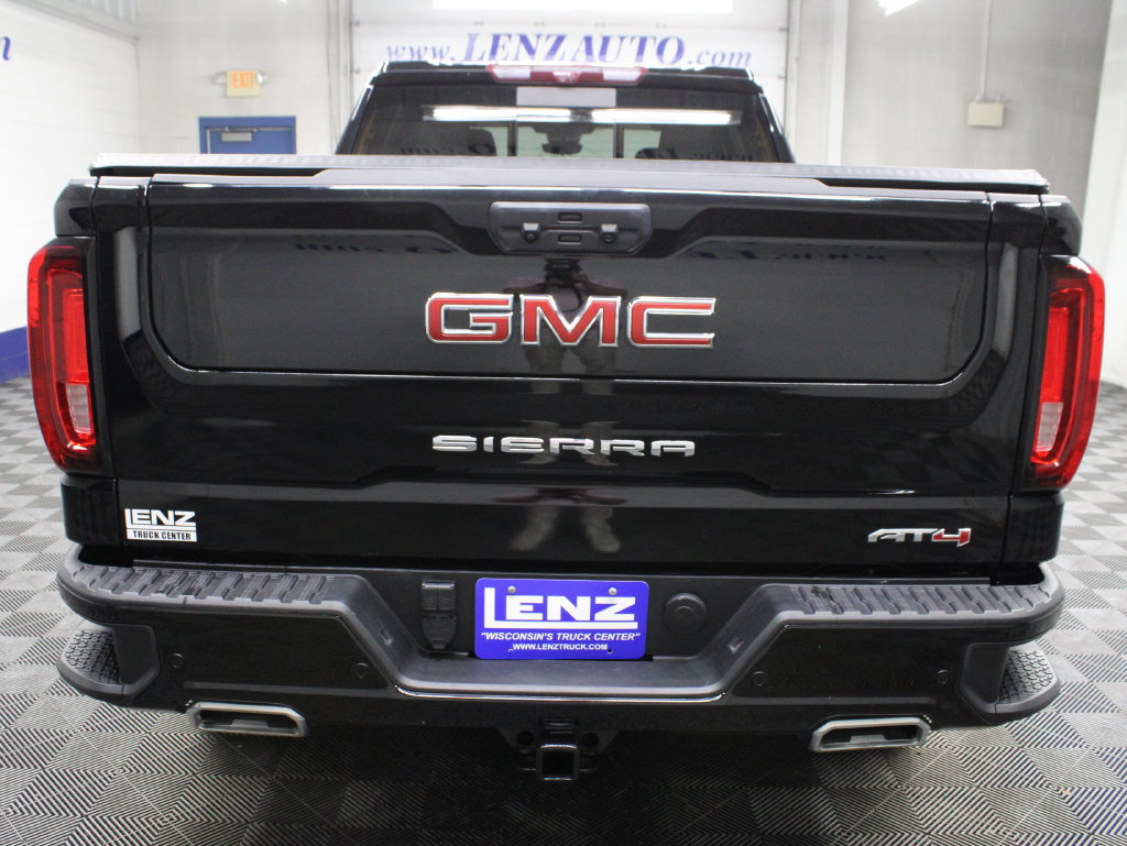Used 2024 GMC Sierra 1500 AT4 w/ Technology Package AWD/4WD image 47