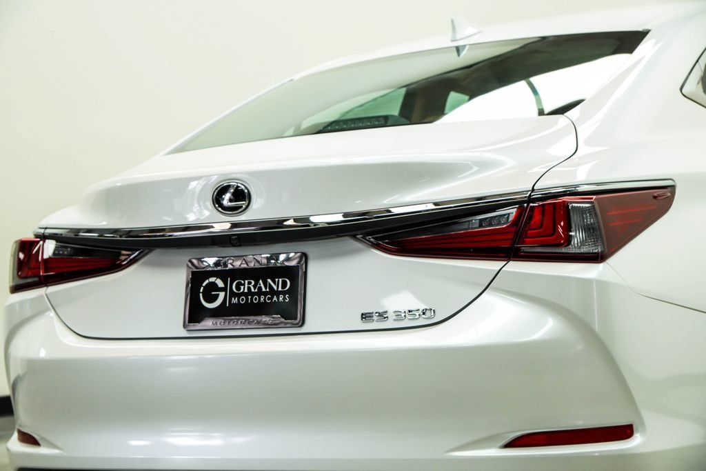 Used 2022 Lexus ES 350 w/ Accessory Package FWD image 14
