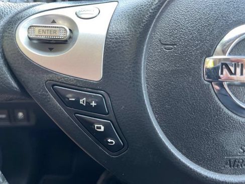 Used 2018 Nissan Sentra SV w/ Premium Package (P01) FWD image 10