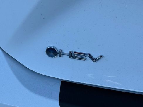 New 2026 Toyota Camry SE image 12