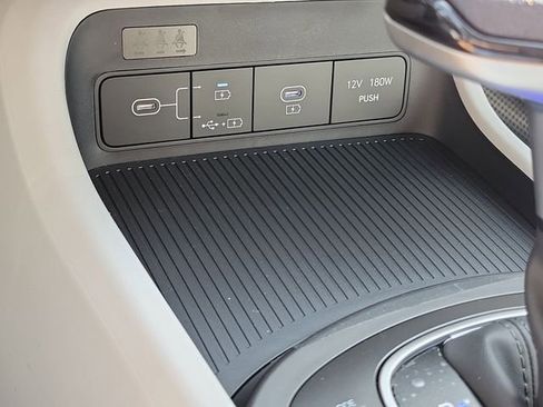 New 2026 Hyundai Kona SE image 12