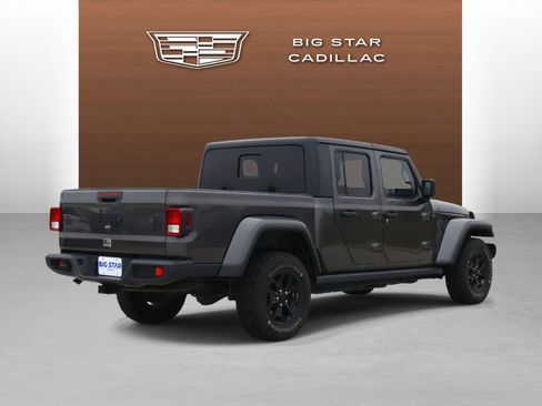 Used 2021 Jeep Gladiator Willys image 5