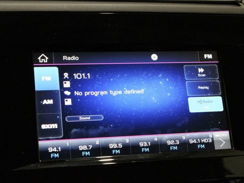 Used 2023 Subaru Forester Premium image 30