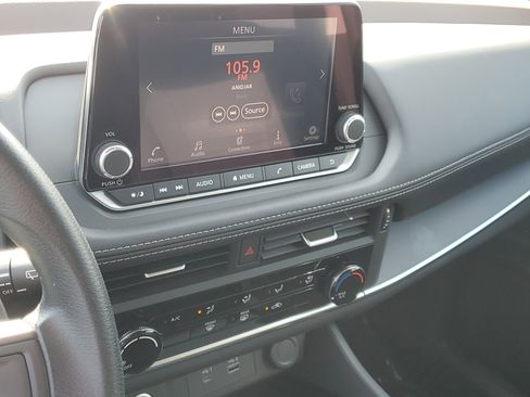 Certified 2023 Nissan Rogue S AWD/4WD image 27