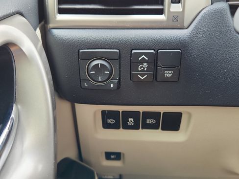Used 2020 Lexus GX 460 Premium AWD/4WD image 25