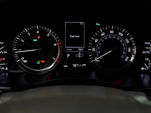 Used 2018 Lexus LX 570 4WD image 39