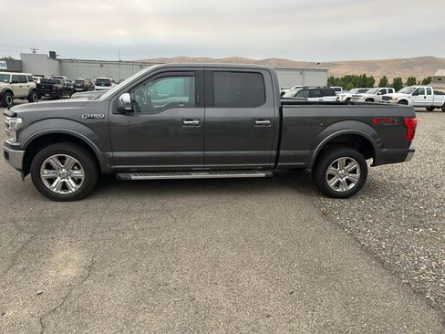 Used 2019 Ford F150 Lariat w/ Equipment Group 502A Luxury AWD/4WD image 2