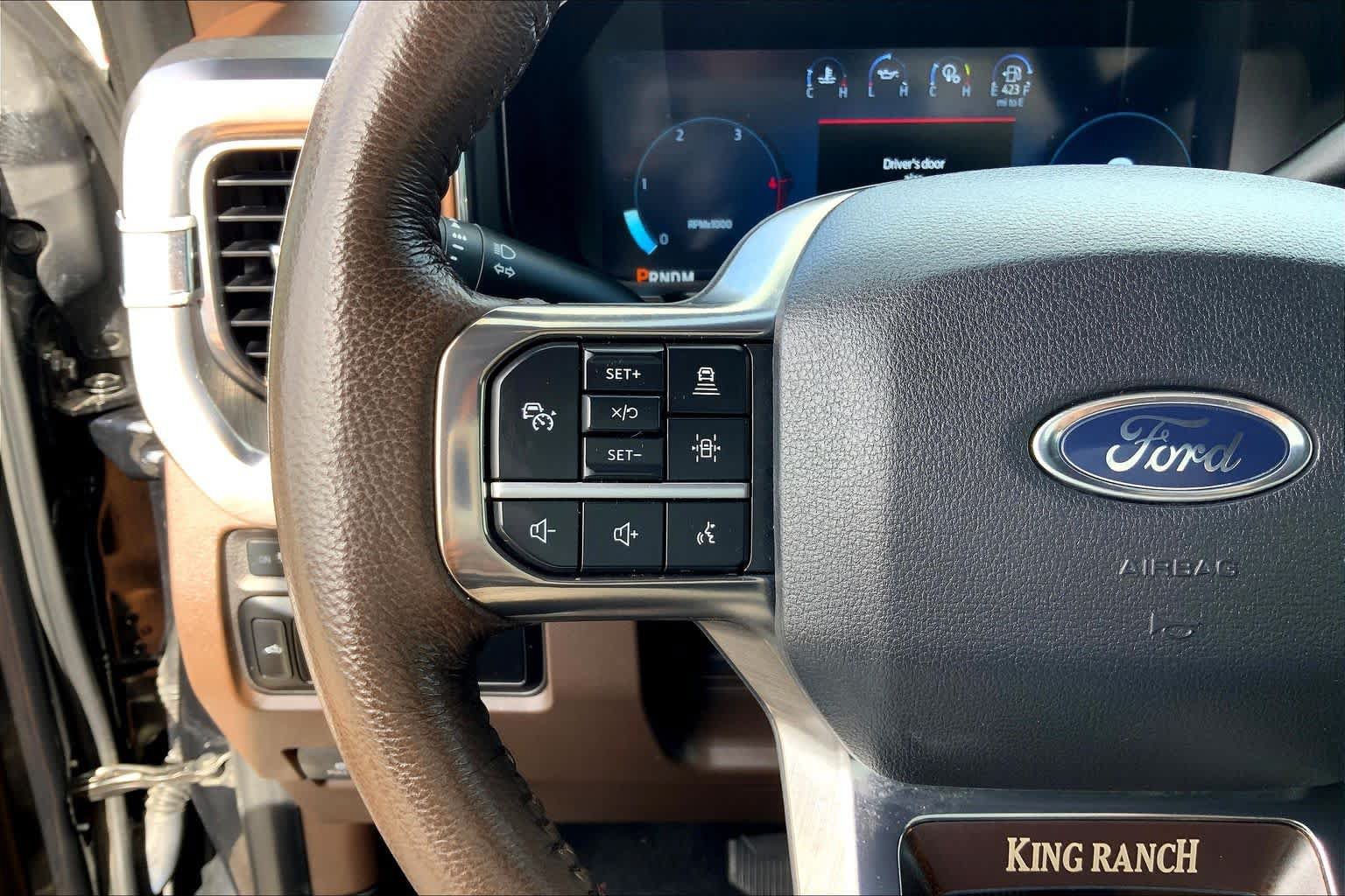 Used 2024 Ford F350 King Ranch w/ FX4 Off-Road Package AWD/4WD image 24