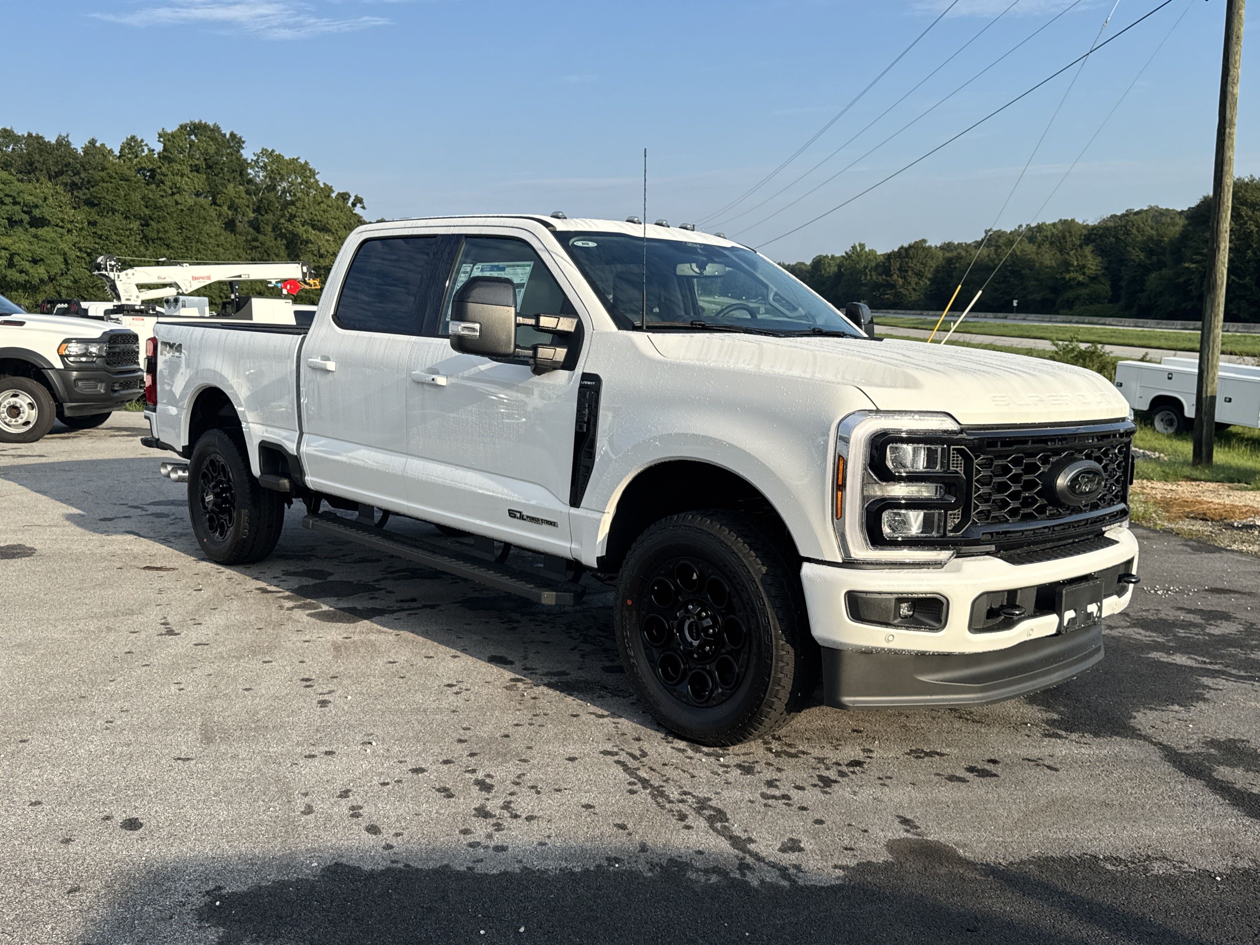 New 2025 Ford F250 Lariat w/ Lariat Ultimate Package AWD/4WD image 4
