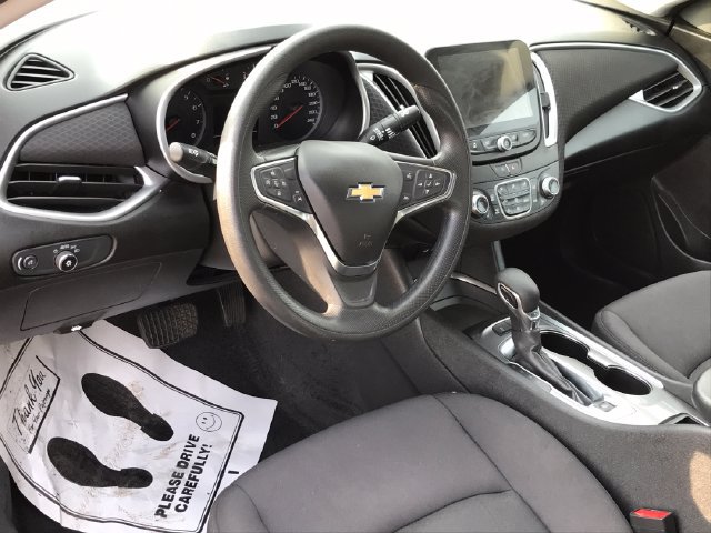 Used 2024 Chevrolet Malibu LT FWD image 3