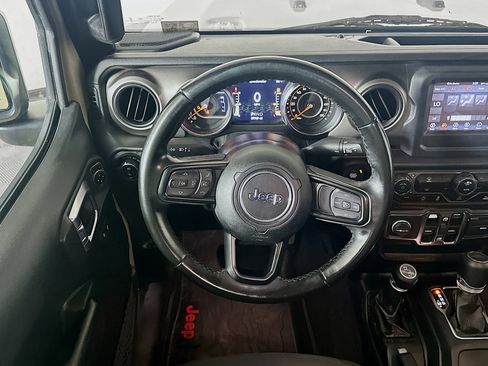 Used 2020 Jeep Gladiator Sport w/ Quick Order Package 24S AWD/4WD image 17
