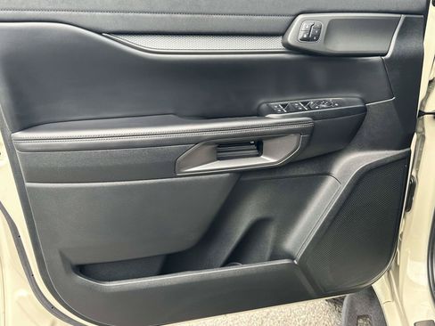Used 2025 Ford Ranger Raptor AWD/4WD image 15