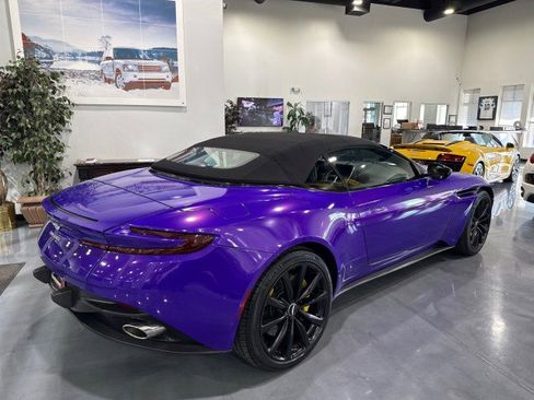 Used 2019 Aston Martin DB11 Volante image 48
