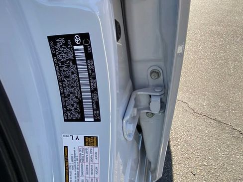 New 2027 Toyota Prius Plug-In Hybrid w/ Limited Premium Package FWD image 29