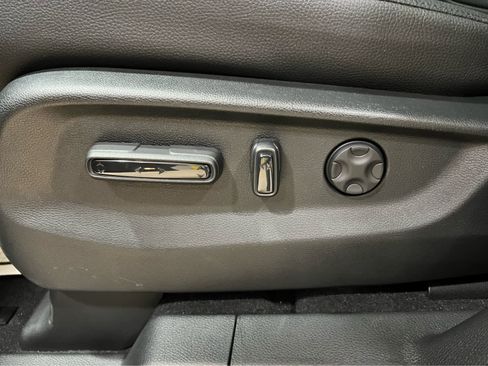 Used 2026 Honda Odyssey EX-L image 18