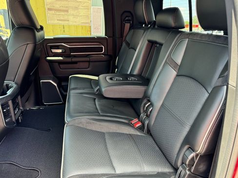 Used 2024 RAM 2500 Laramie w/ Night Edition image 23