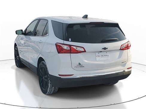 Certified 2021 Chevrolet Equinox LT image 3