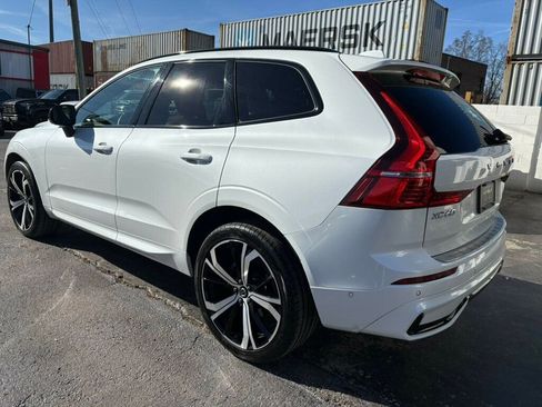 Used 2023 Volvo XC60 B5 Ultimate w/ Protection Package Premier image 3