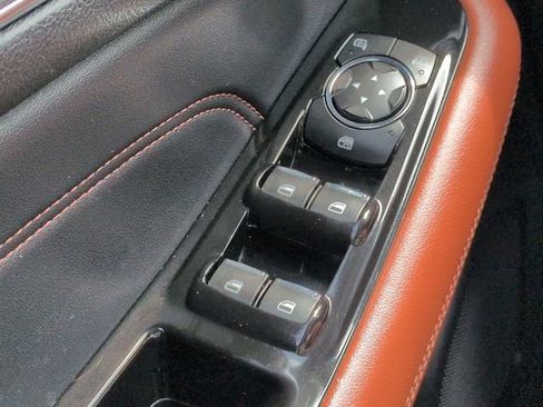 Used 2019 Ford Edge Titanium w/ Equipment Group 301A FWD image 25
