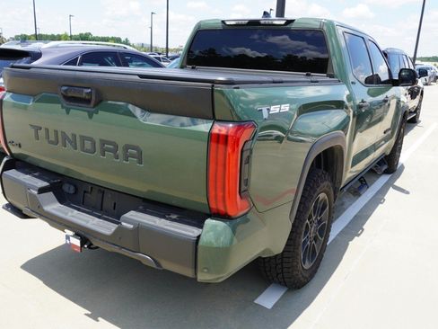 Used 2023 Toyota Tundra SR5 w/ SR5 Convenience Package AWD/4WD image 4