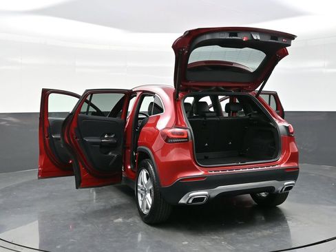 Used 2022 Mercedes-Benz GLA 250 4MATIC image 29